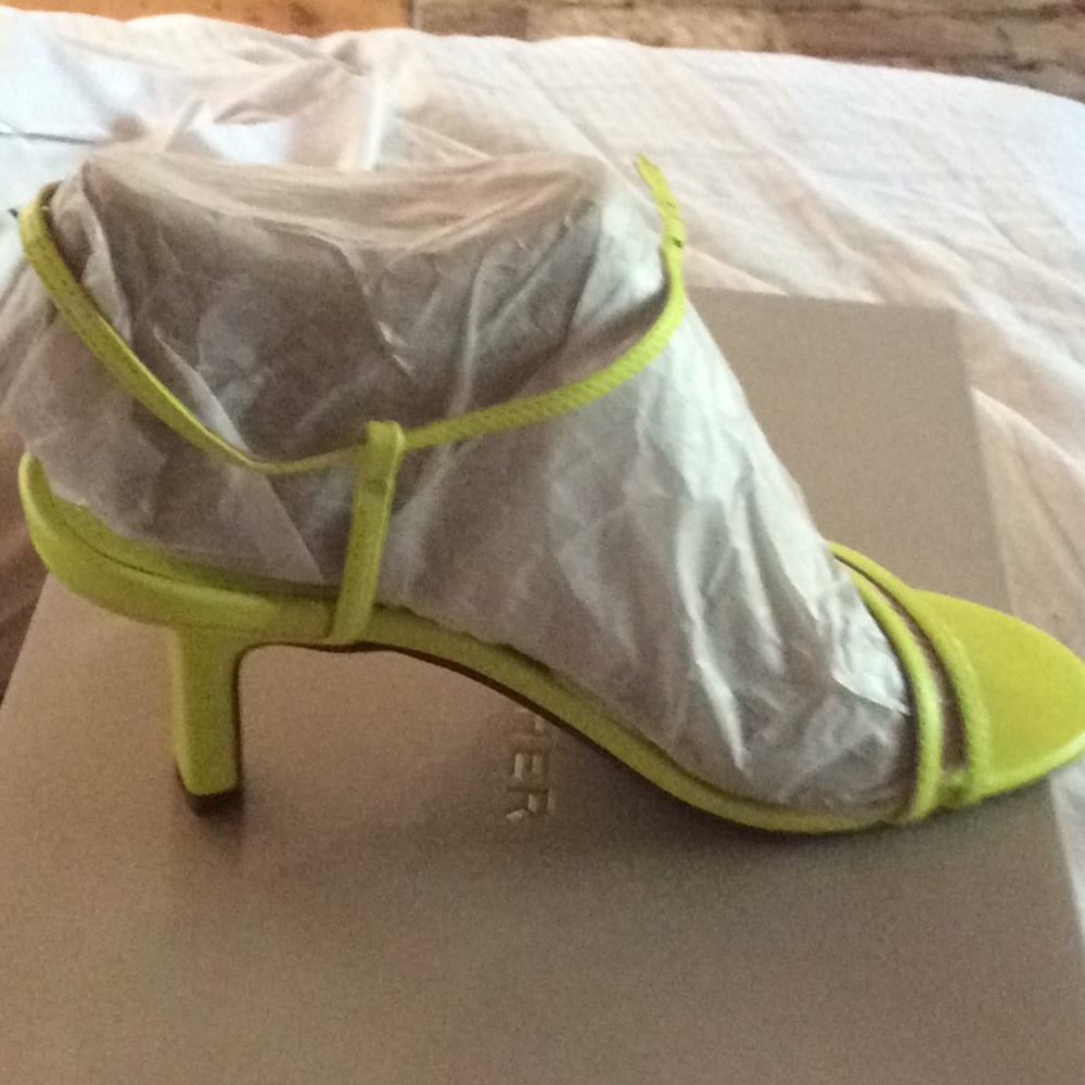 Marc Fisher QUINNE leather sandals 5.5M NWT